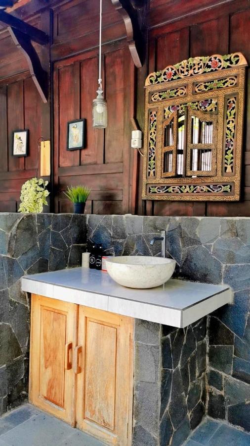 Mirabelle Joglo Village Karimunjawa Exterior foto
